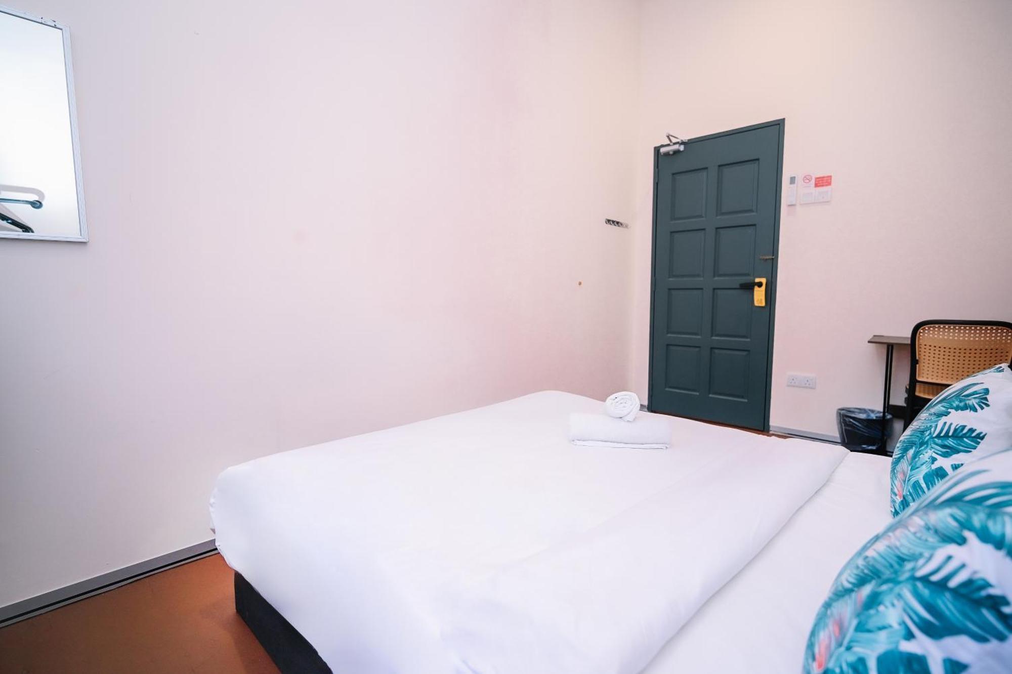 Swing & Pillows - 75 Muntri, Penang جورج تاون المظهر الخارجي الصورة